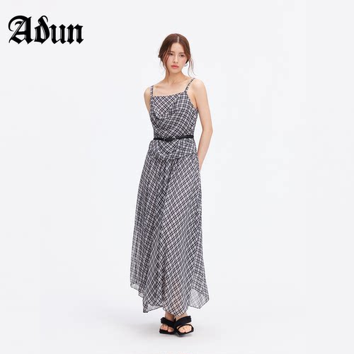 Abun【商场同款】2026年夏季新品黑白格纹收腰配腰带吊带连衣裙