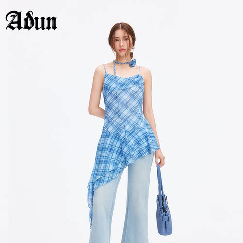 Abun【商场同款】2026 年夏季新品蓝格荡领细吊带不规则上衣