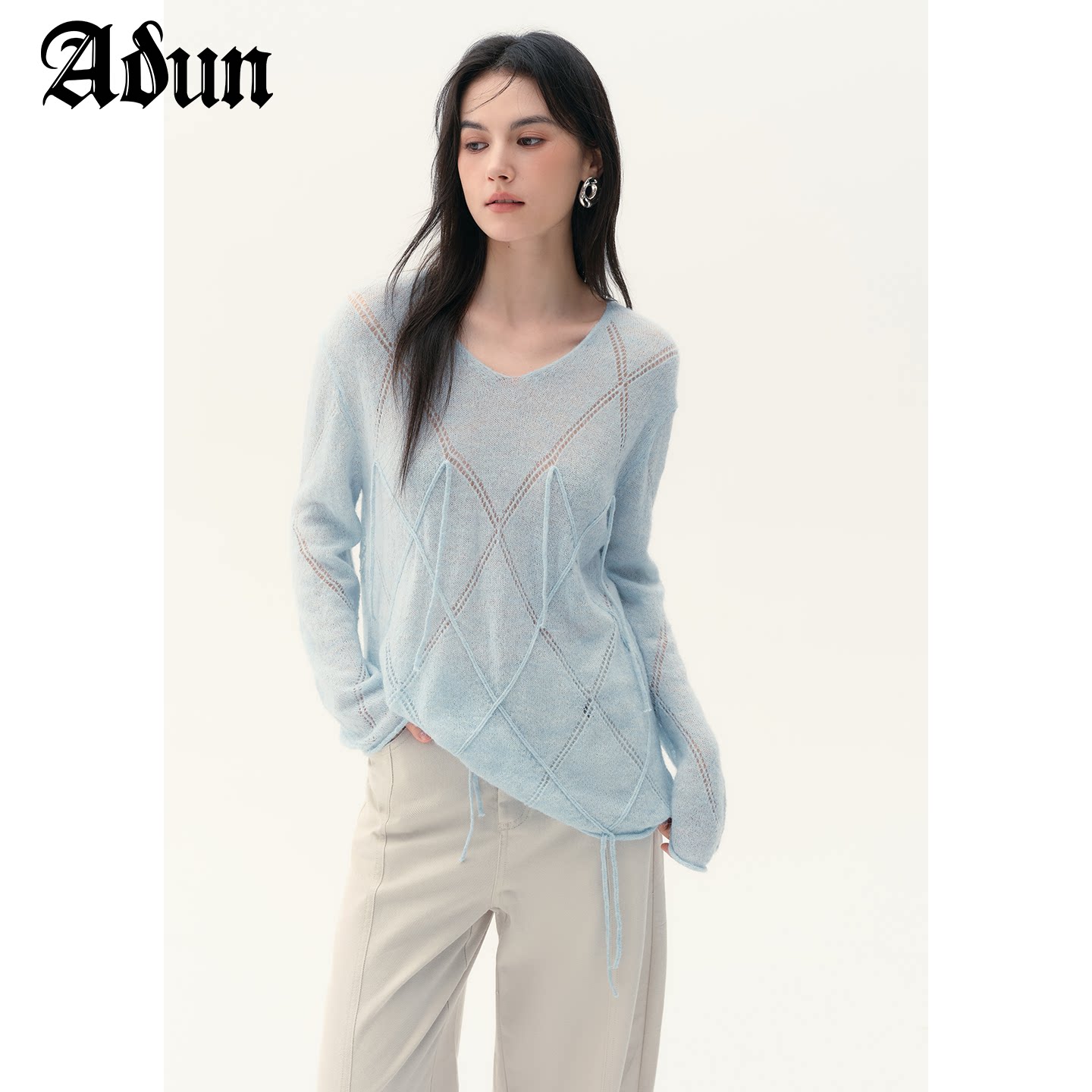 Abun【商场同款】2025年秋季新品镂空宽松套头针织上衣女双色可选图片