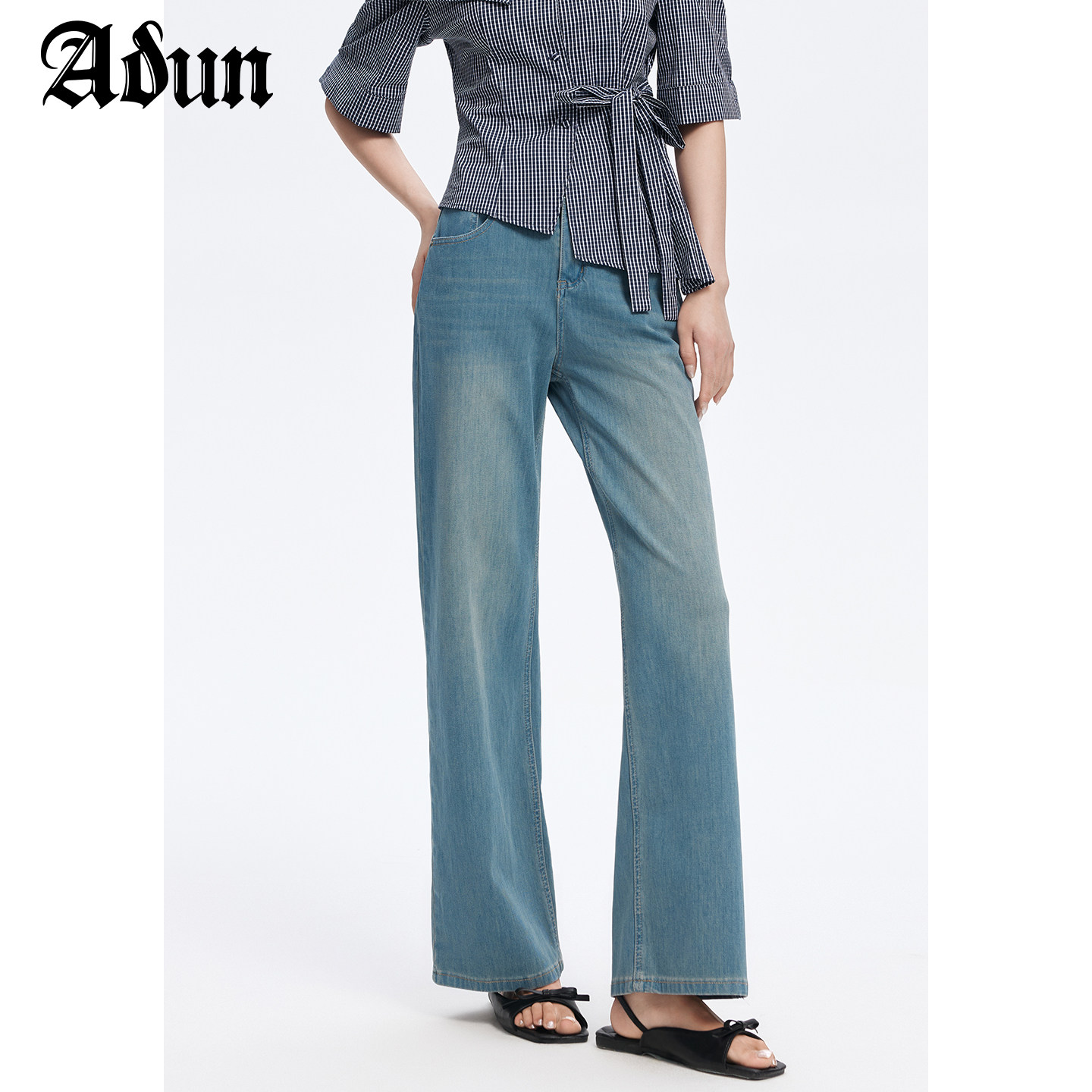 Abun【商场同款】夏季新品浅色休闲直筒修身牛仔裤女高腰显瘦