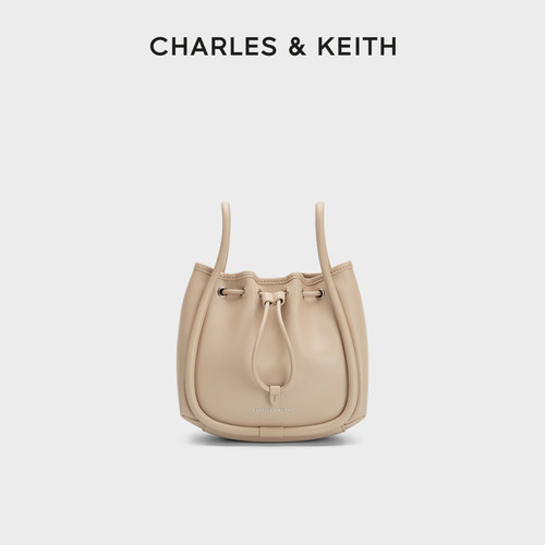 CHARLES＆KEITH大容量抽绳水桶包