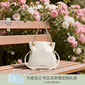 CHARLES&KEITH25新款 80151536抽绳链条手提托特包福袋包小号 CK2