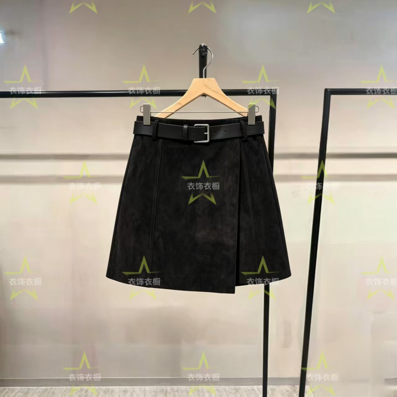 商场同款皮衣女2026夏秋新款哑光质感猪剖层革半裙326311002_DI