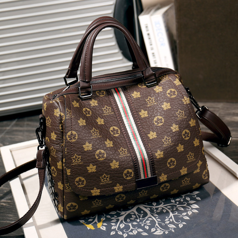 包包女2020春夏新款潮大容量单肩百搭斜挎包时尚手提女包波士顿