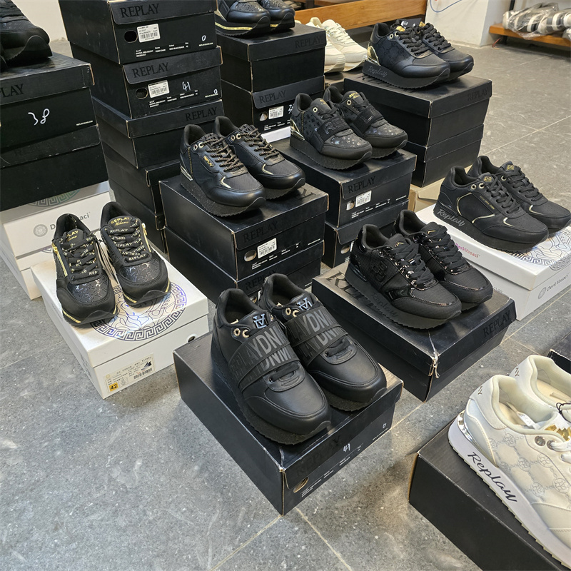 意大利增高6CM坡跟休闲鞋