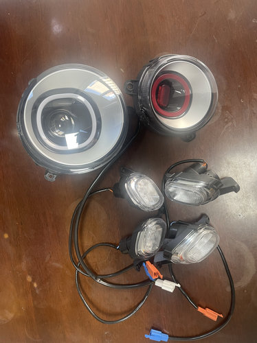 适用于新国标雅迪颜可DM120台铃萌曼电动车大灯前照灯灯具