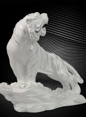 足银虎摆件纯银招财装饰工艺品