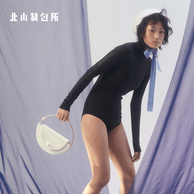 KITAYAMA white Semicircle package Metal Chain bag Original A small minority design One shoulder Inclined shoulder bag temperament Versatilein the Leather/Lady bags/Men's bag, Ms. bags  category - from Buy2taobao.com to provide professional Taobao agent buy service