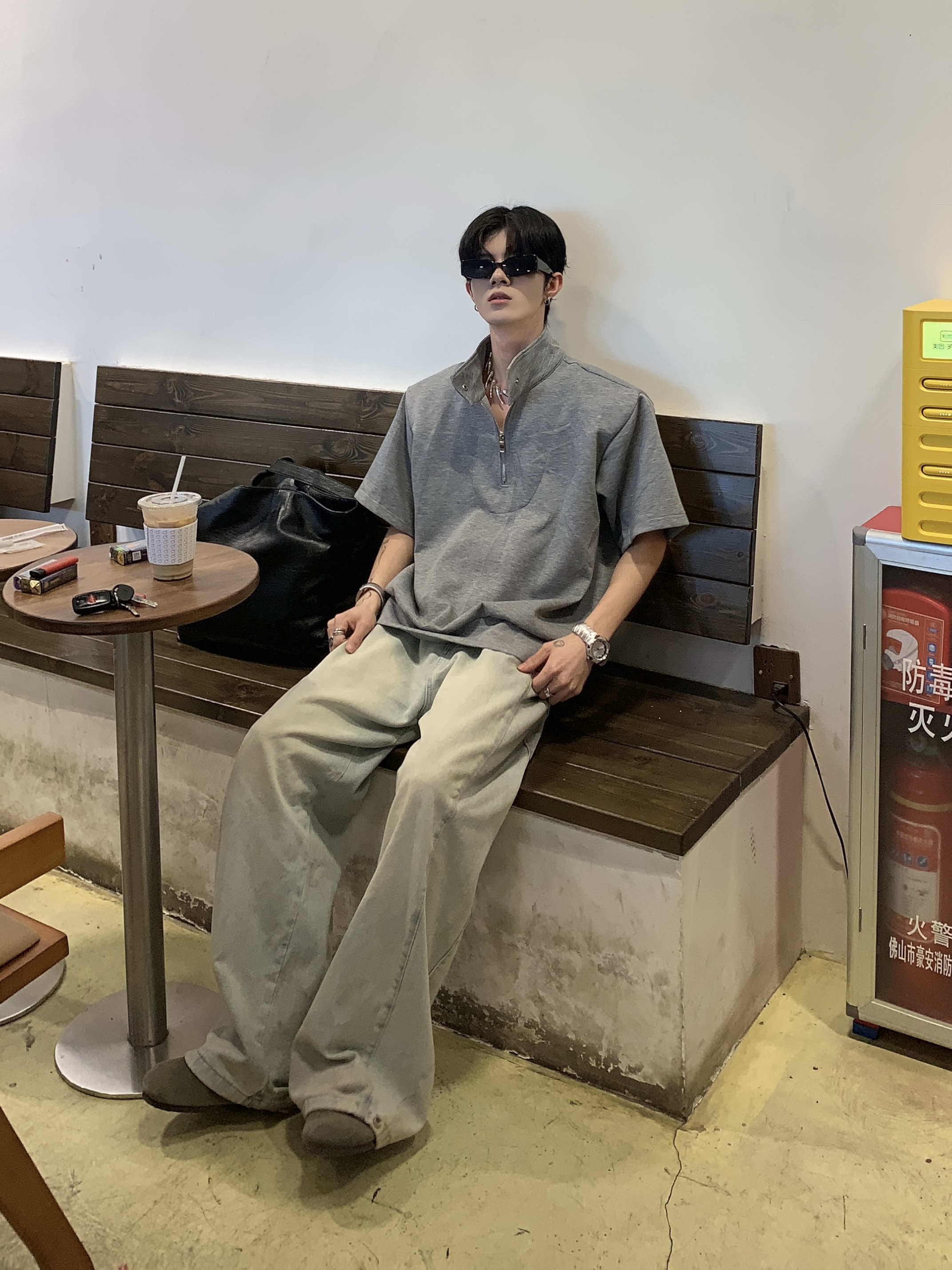 短袖潮男女半拉链立领T恤男垫肩