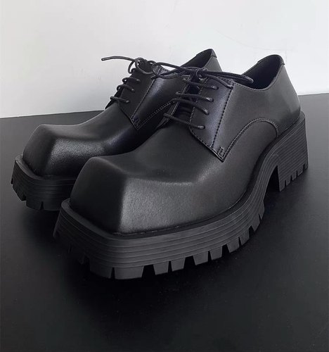 小众底方头皮鞋增高潮皮鞋