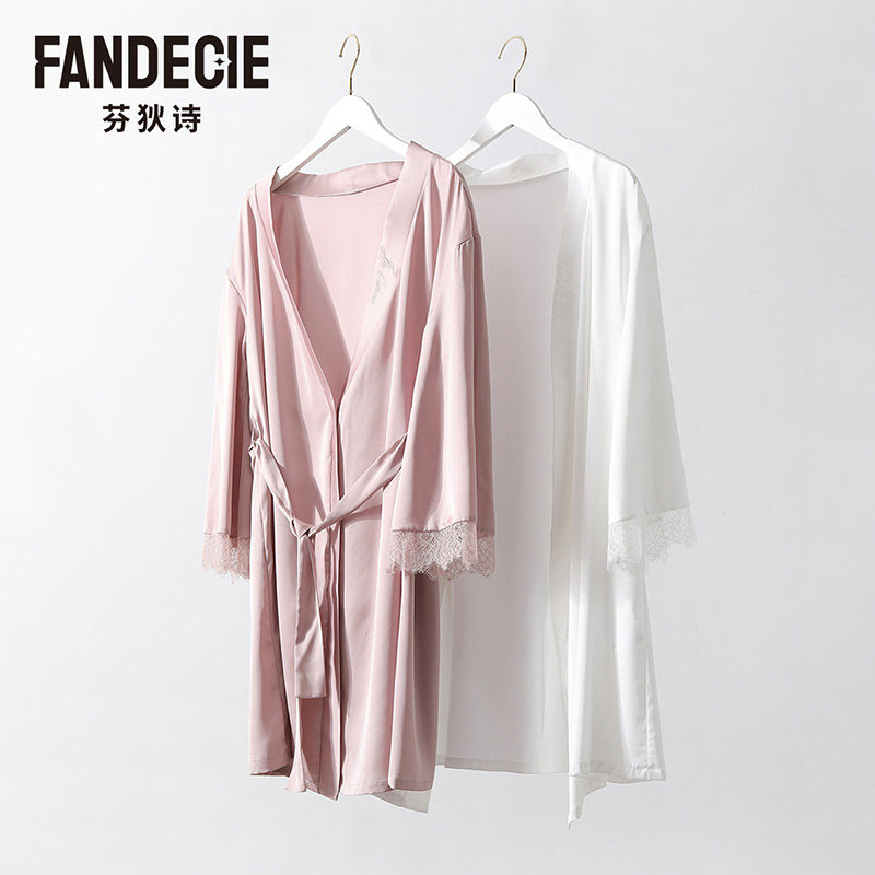 芬狄诗简约大气牛奶丝滑女士开襟绑带光面刺绣蕾丝睡袍FL00273