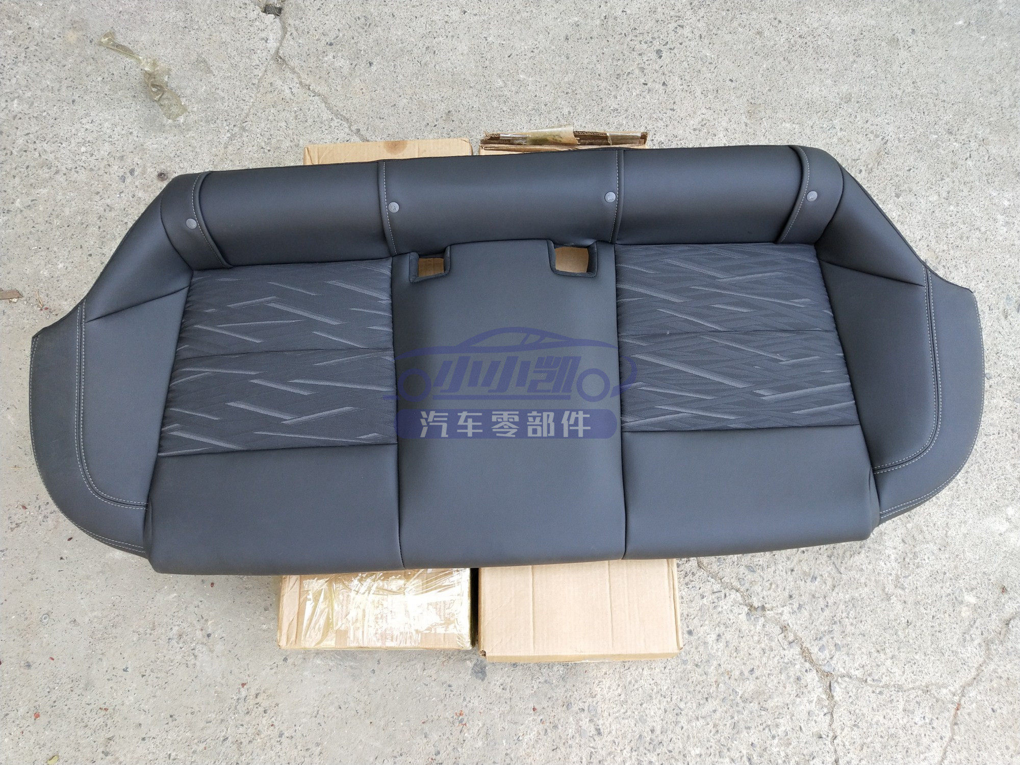 适用凯迪拉克ATSL XTS  CT456 XT456二排后排座椅坐垫海绵坐垫