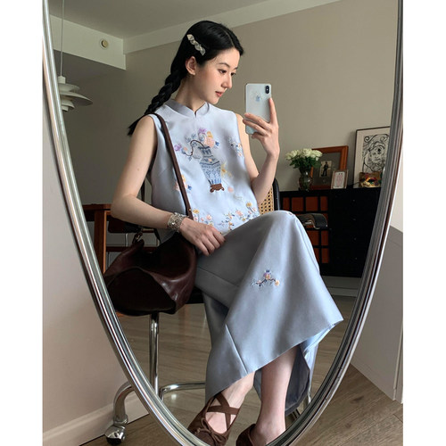 刺绣新中式马甲半裙套装女两件套