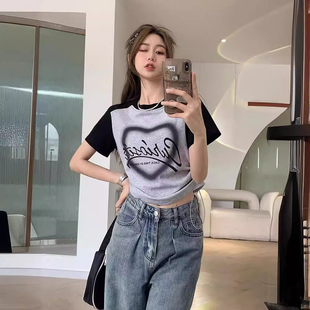 圆领短袖正肩显瘦鱼骨小衫夏新款爱心印花内搭打底恤女上衣