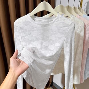 圆领蕾丝打底衫女秋冬新款爱心提花内搭长袖修身薄款网纱t恤上衣