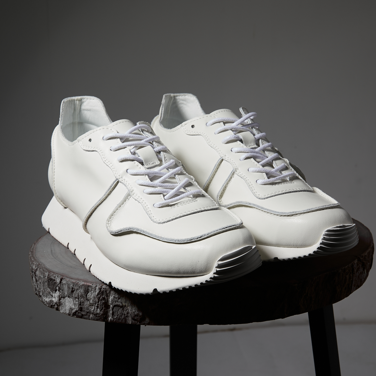 新款男士时尚百搭阿甘运动鞋