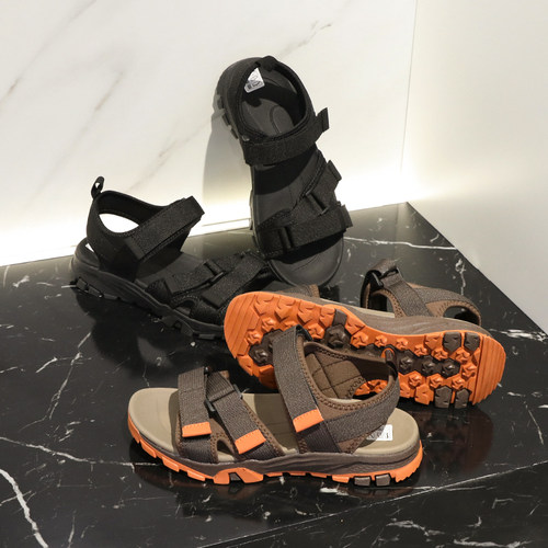 2023男士时尚休闲凉鞋