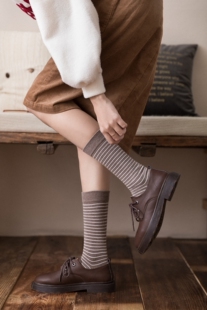 妹子苾入！日系ins风！新款长筒无骨袜小清新条纹堆堆袜月子棉袜