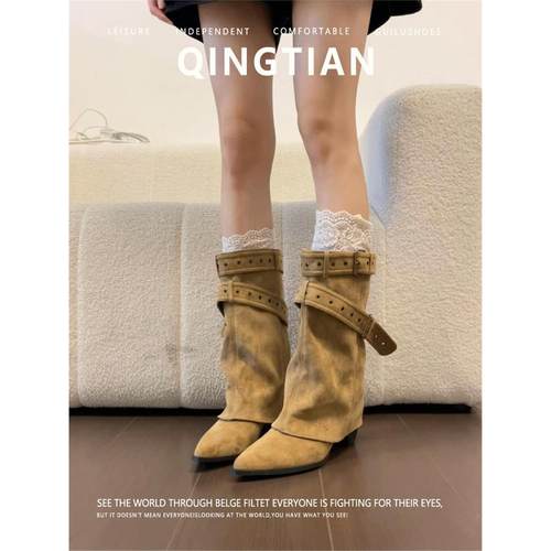 羊皮版~西部辣妹绒面尖头粗跟裤管靴女早秋显瘦宽筒皮带扣马丁靴