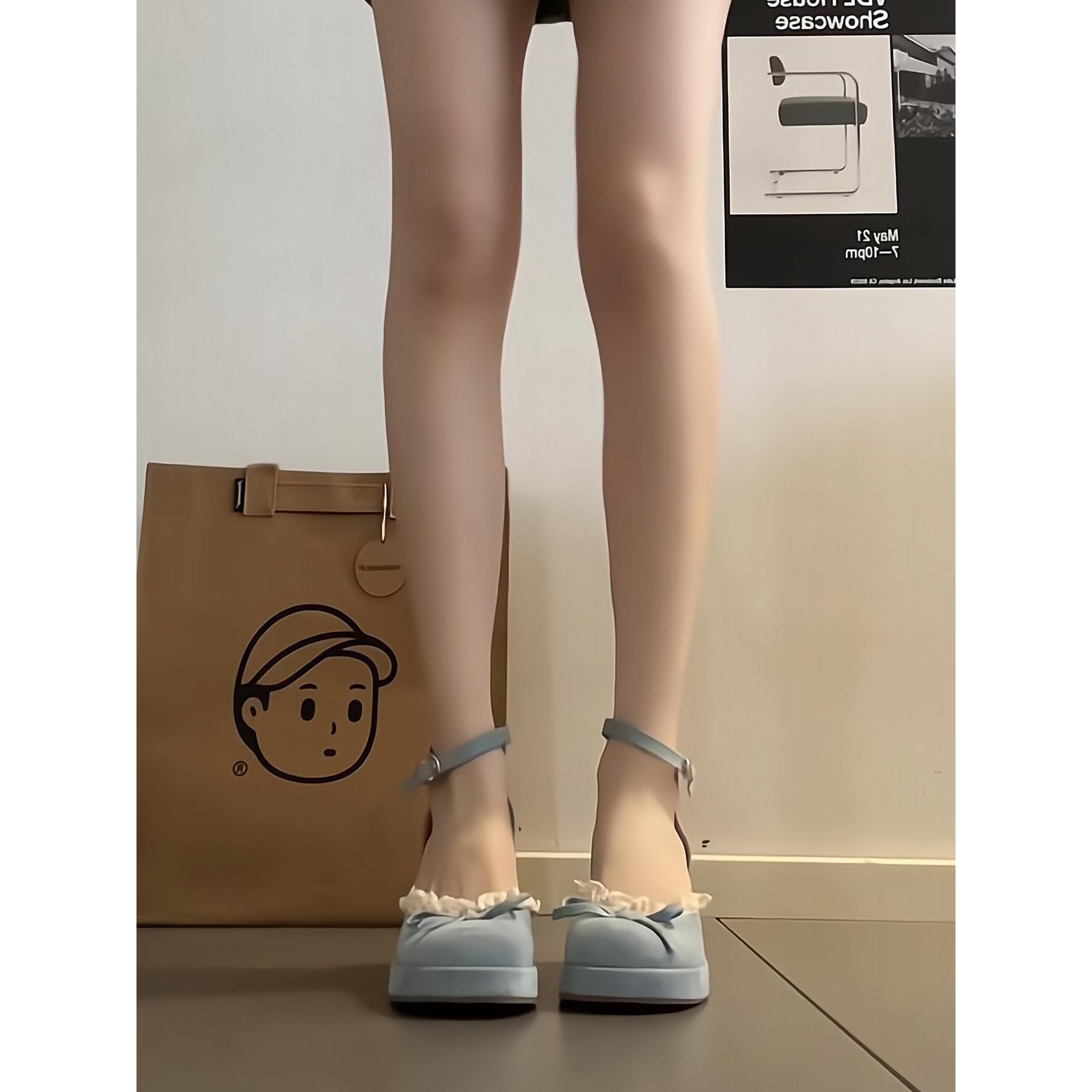 花小姐巨好看蕾丝边蝴蝶结高跟鞋女2026新款一字带配裙子粗跟单鞋