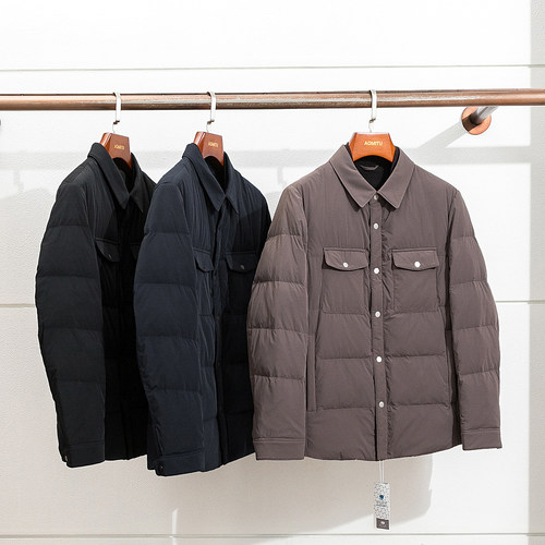 轻便温暖冬季男士短款鹅绒夹克