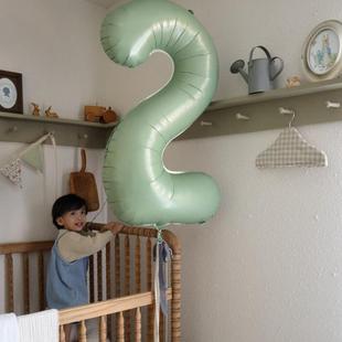 数字一岁两岁铝膜果绿气球男孩生日派对装饰用品宝宝周岁布置道具