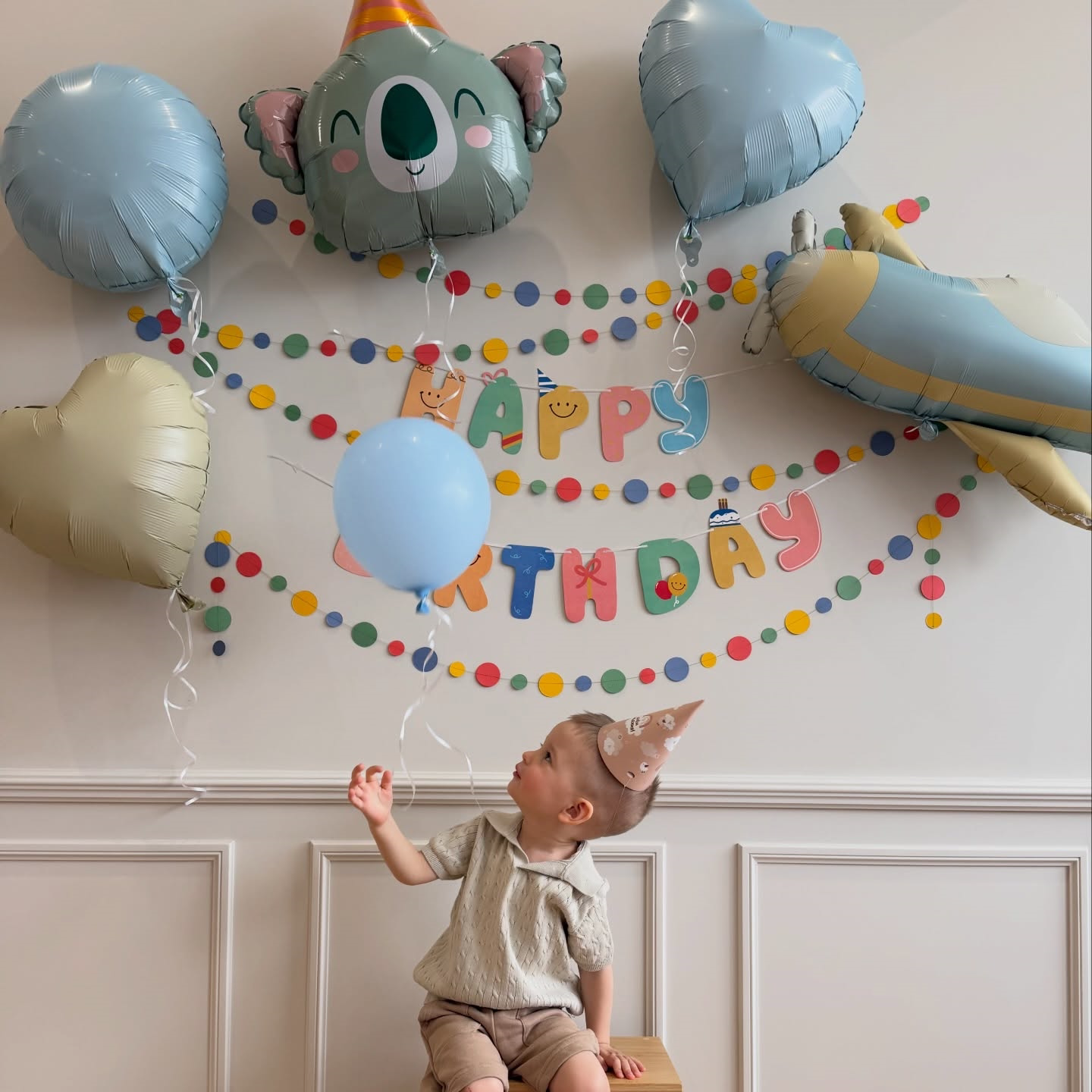 卡通生日拉花装饰用品彩色圆片挂饰字母拉旗气球套餐儿童派对布置