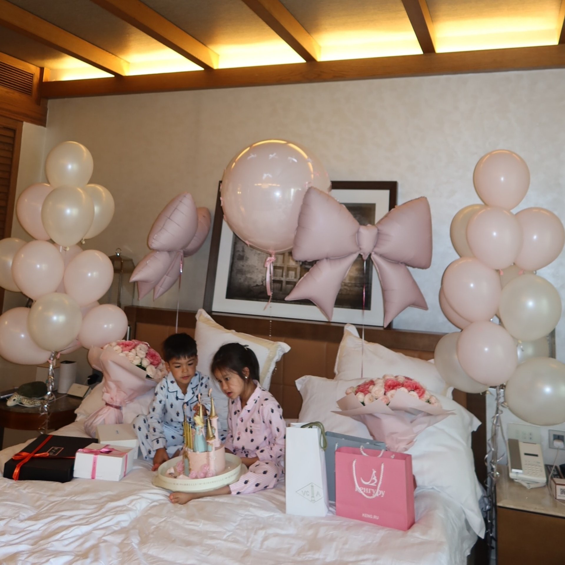 我的女孩生日主题套餐超大粉色蝴蝶结惊喜礼物酒店布置背景墙布置,节庆用品/礼品,装扮布置套餐,淘宝优惠券,粉丝福利购,淘宝优惠卷