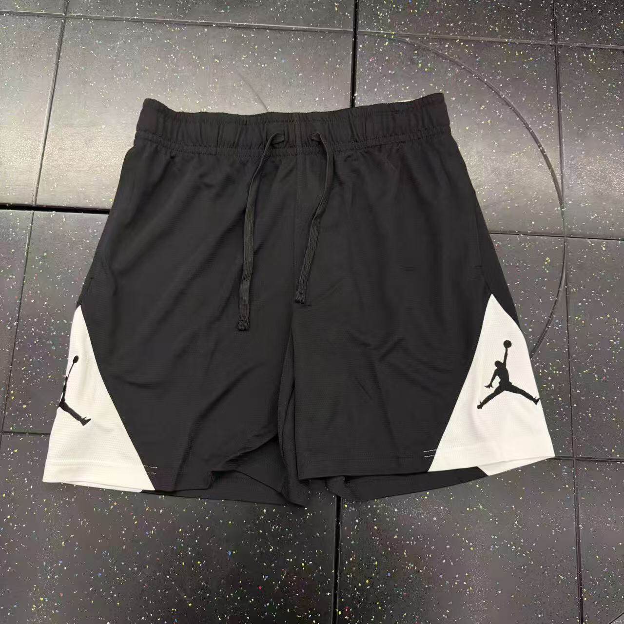 Nike Jordan Dri-Fit男飞人刺绣速干针织篮球短裤 IQ5776-010-011