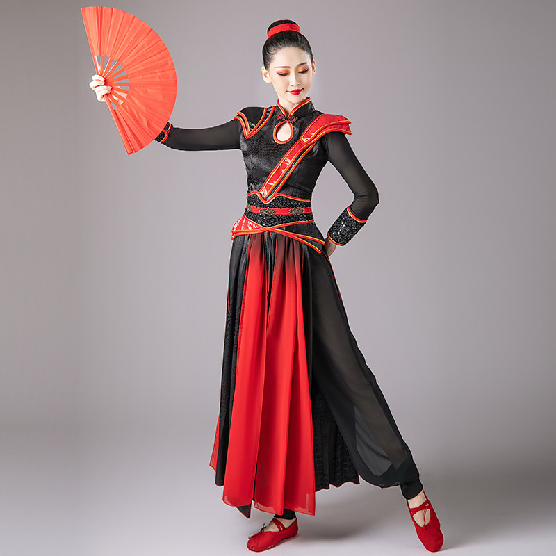 高档古典舞花木兰演出服图片