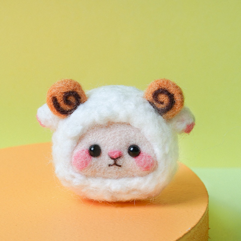 戳戳乐羊毛毡diy材料包手工制作成人布艺情侣玩偶礼物打发时间