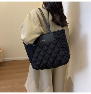 菱格绣线托特包大容量手提单肩电脑包笔记本ipad13.3 15寸通勤学生日韩