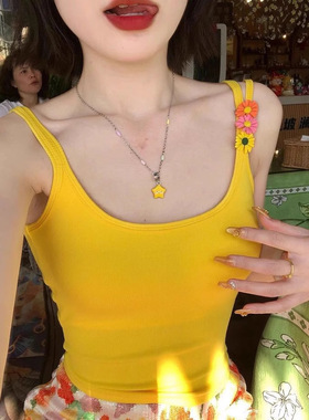 纯欲辣妹风小雏菊胸针吊带背心女