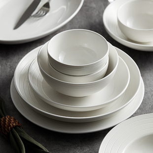 碗家用新款碗碟套装家用轻奢高级感白色陶瓷餐具组合碗盘套装2025