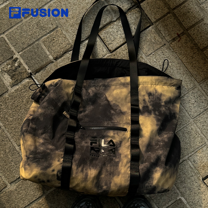 FILAFUSION斐乐潮牌提包