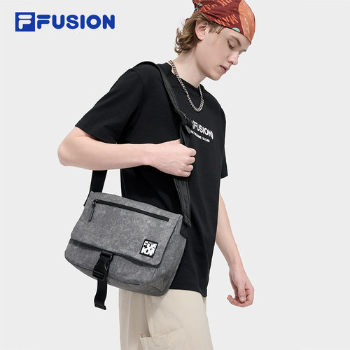 FILAFUSION斐乐潮牌挎包