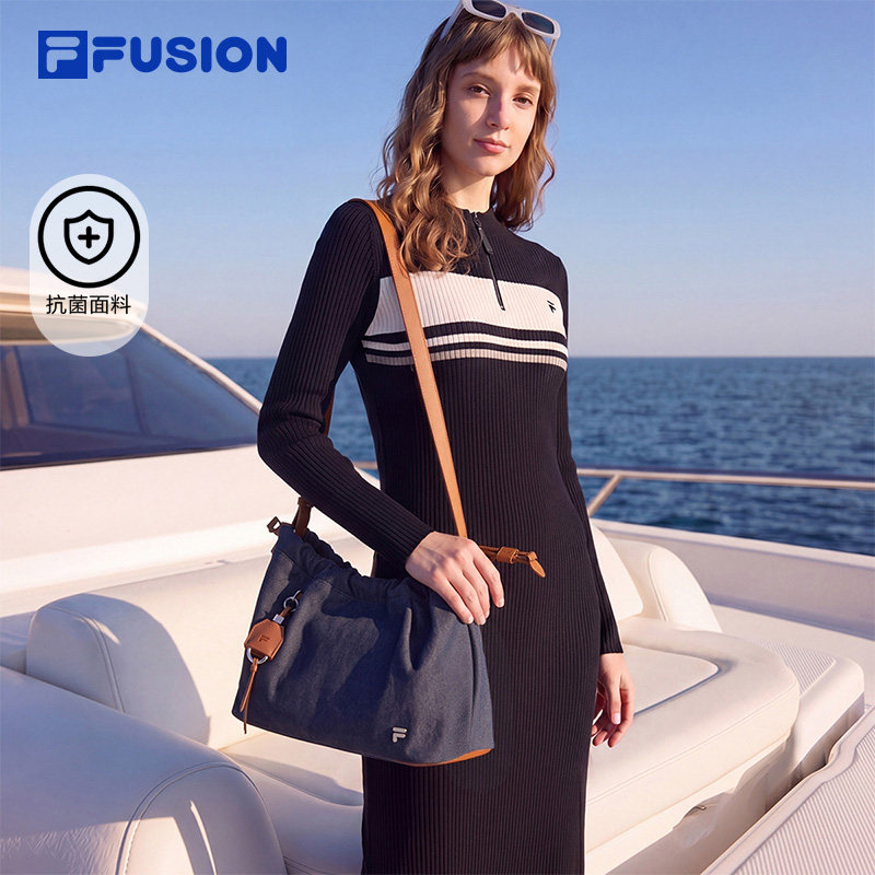 FILAFUSION斜挎包抽褶单肩包图片