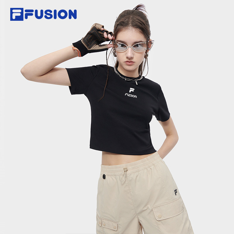 FILA FUSION斐乐潮牌女子t恤夏季款短款内搭修身休闲运动甜酷短袖