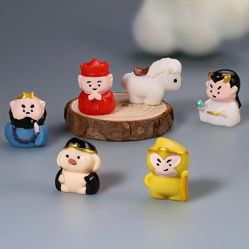 创意办公桌工位车载卡通版