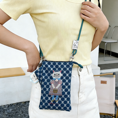 日本Kusuguru正品蜜豆公主提花手机包斜挎包单肩包布艺卡通包404