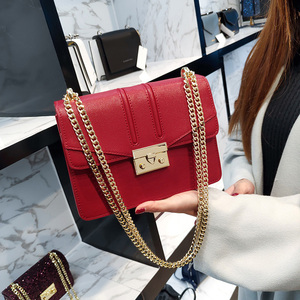 2019新款锁扣酒神小方包