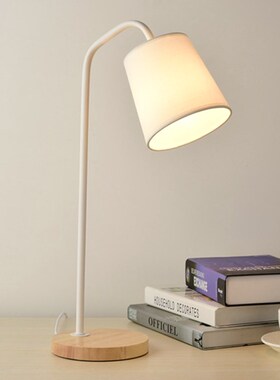Study desk reading eye lamp student dormitory table lamp台灯