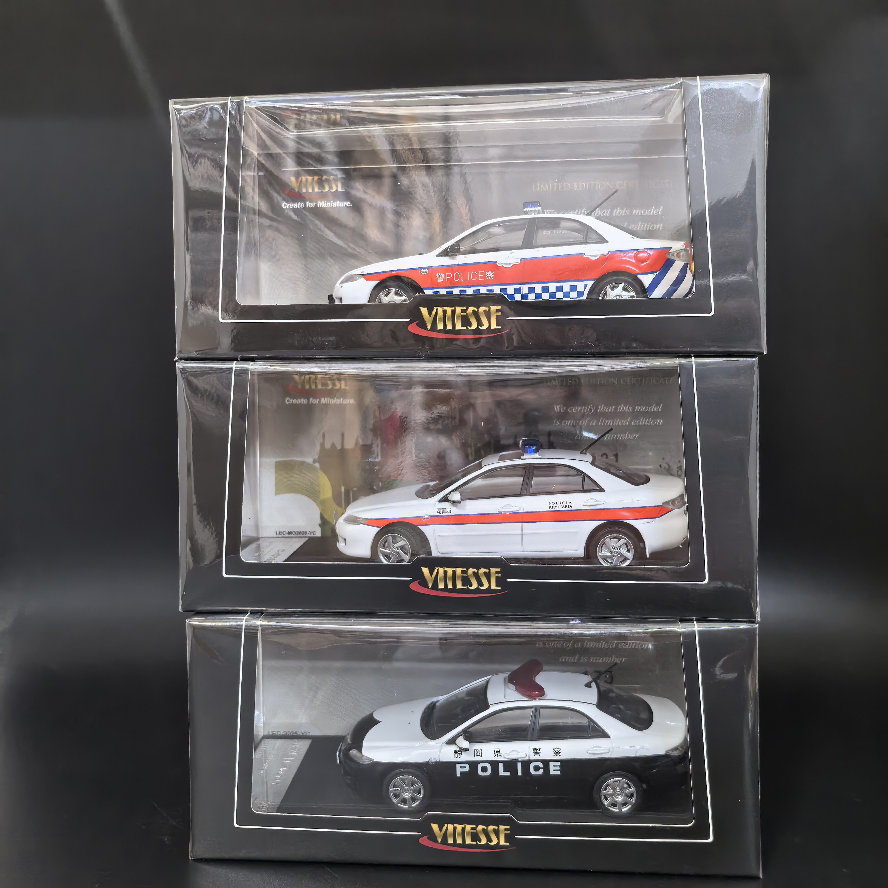Vitesse合金汽车模型车1：43马自达6 2003年款香港澳门日本警车