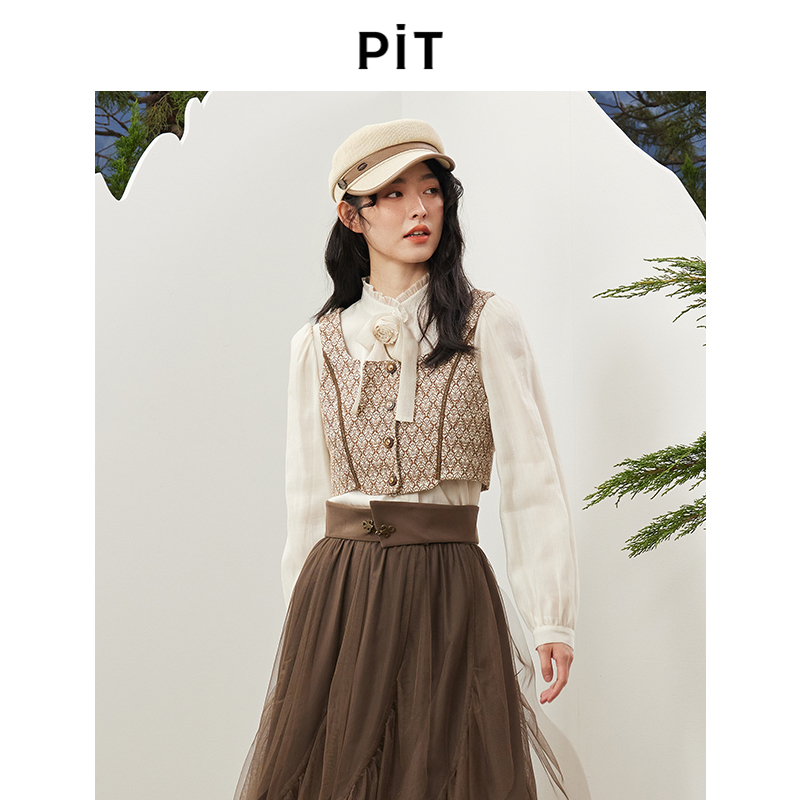 PIT复古提花马甲设计感短款方领百搭背心冬季新款小香风外套