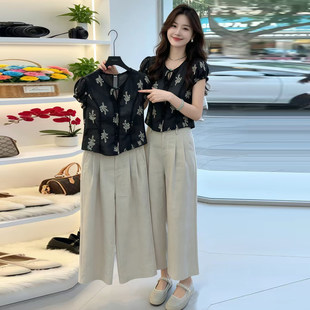 时尚洋派套装女2026夏季新款设计感显瘦碎花雪纺衫阔腿裤两件套潮
