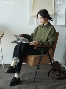 eightsense八觉23冬 花星点点圆领羊毛厚实宽松毛衣女