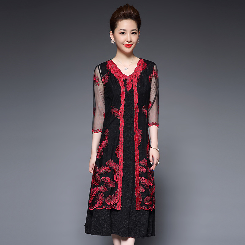 女兒結婚婚禮媽媽裝婚宴敬酒服正式場合丈母娘刺繡花披肩連衣裙秋