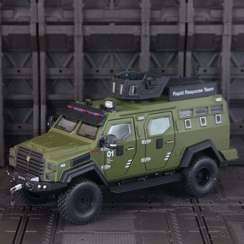 新款 车致仿真剑齿虎防爆车合金模型声光装甲军事越野车男孩玩具,模玩/动漫/周边/娃圈三坑/桌游,火车/摩托/汽车模型,淘宝优惠券,粉丝福利购,淘宝优惠卷