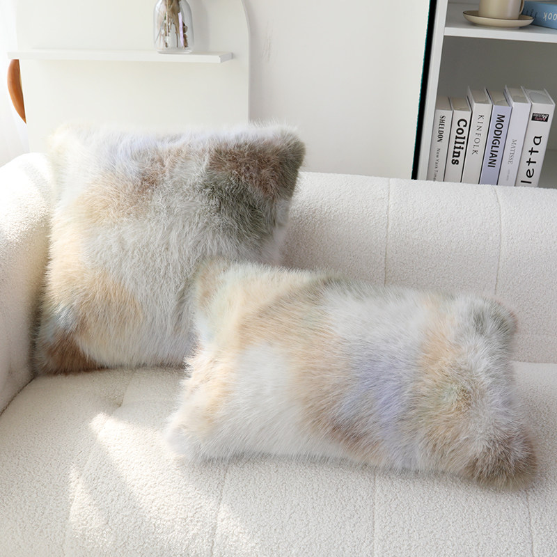 仿狐狸毛抱枕高级感沙发靠垫艺术