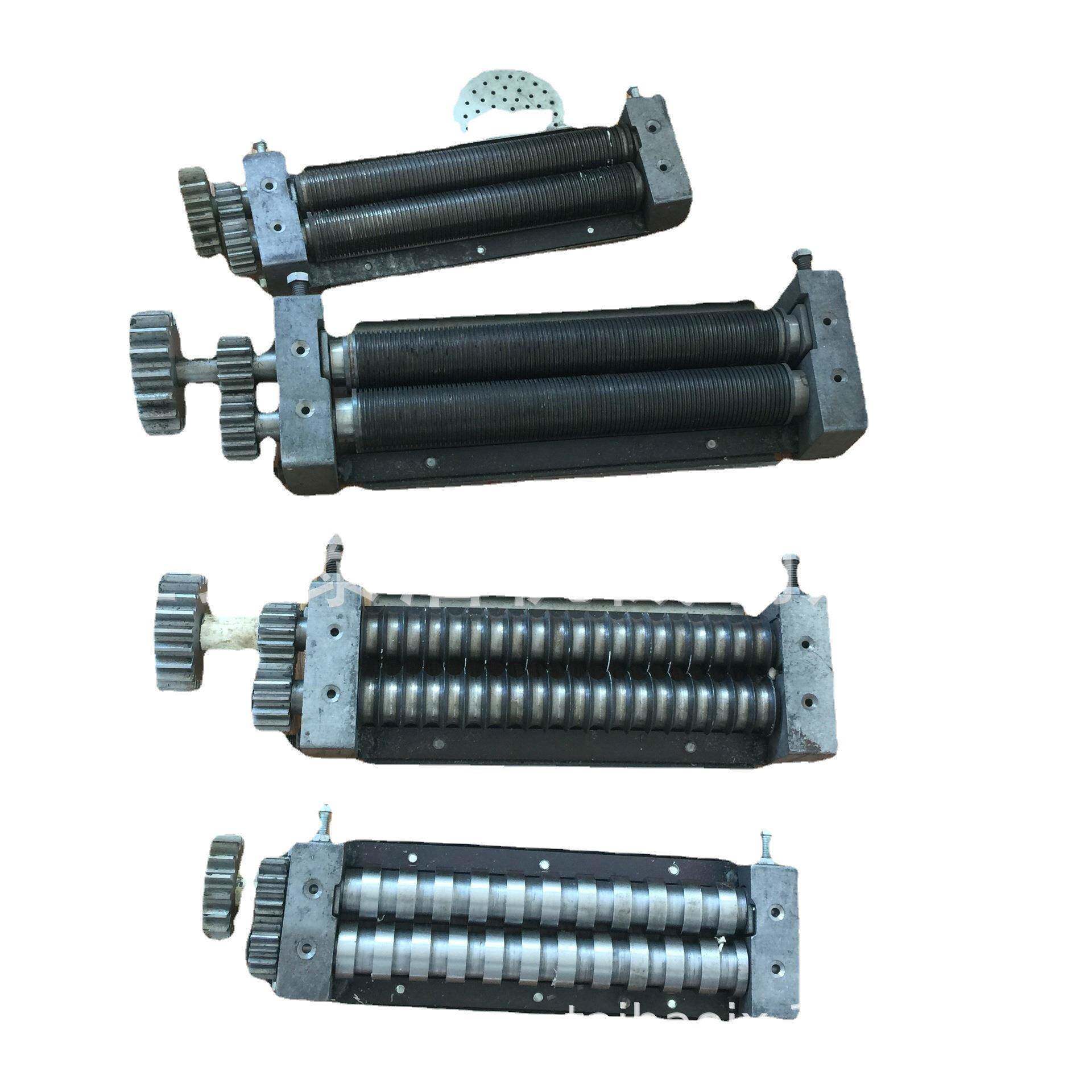 供应轧面机刀厂家直销 压面刀面条机刀具 多种型号